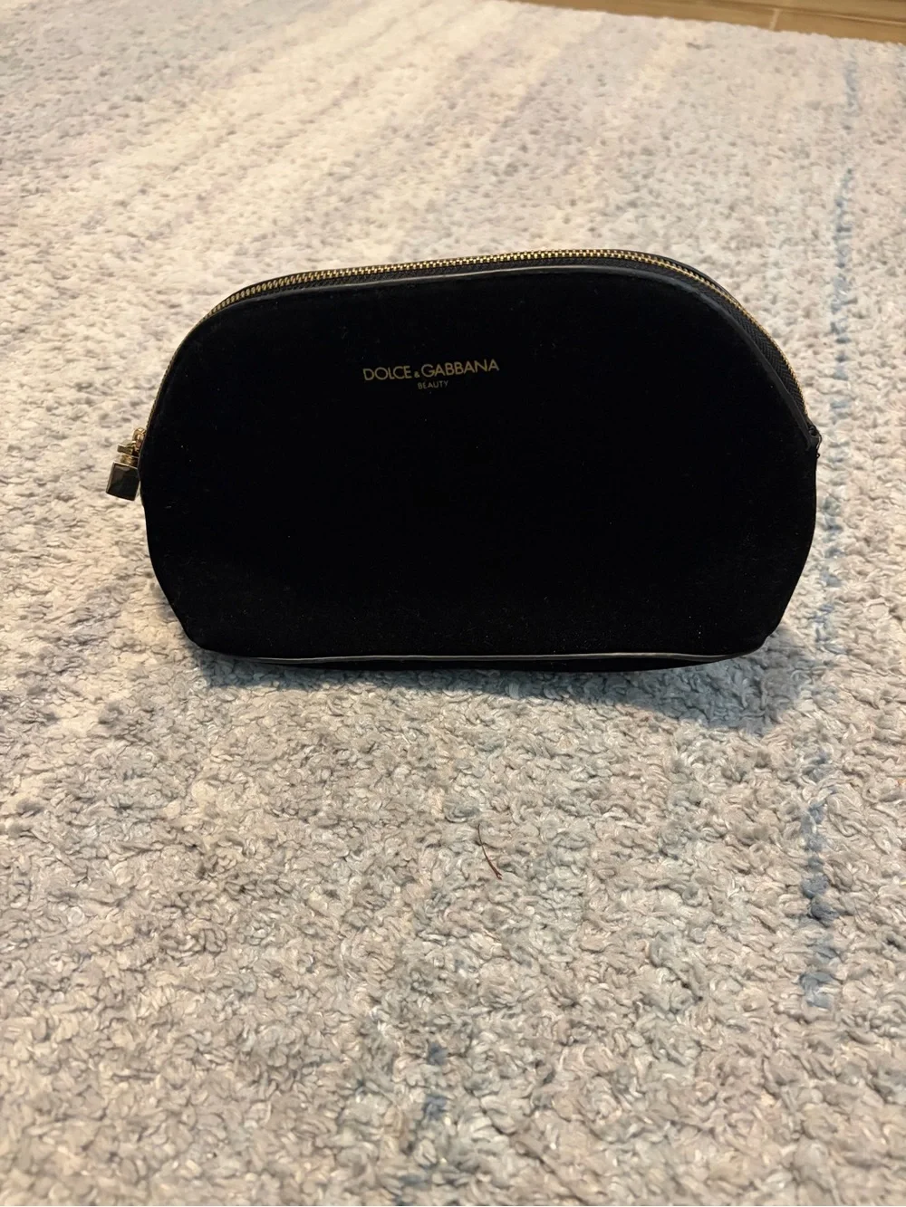 Dolce & Gabbana Beauty Black Velvet Cosmetic Makeup Bag Pouch Gold Zipper